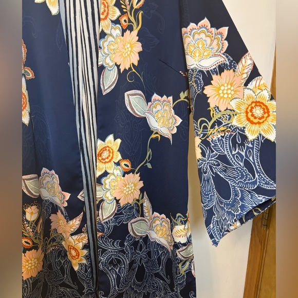 Chico’s Drama Printed Kimono Blue Long Line - Picture 6 of 9